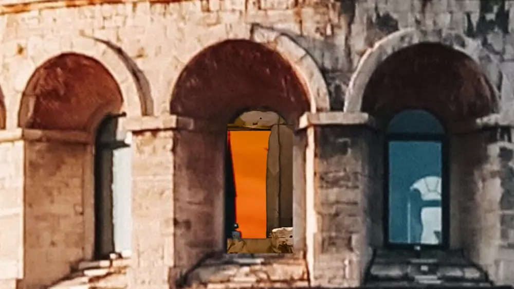 عمل إنترو إحترافي متنقل لقناتك