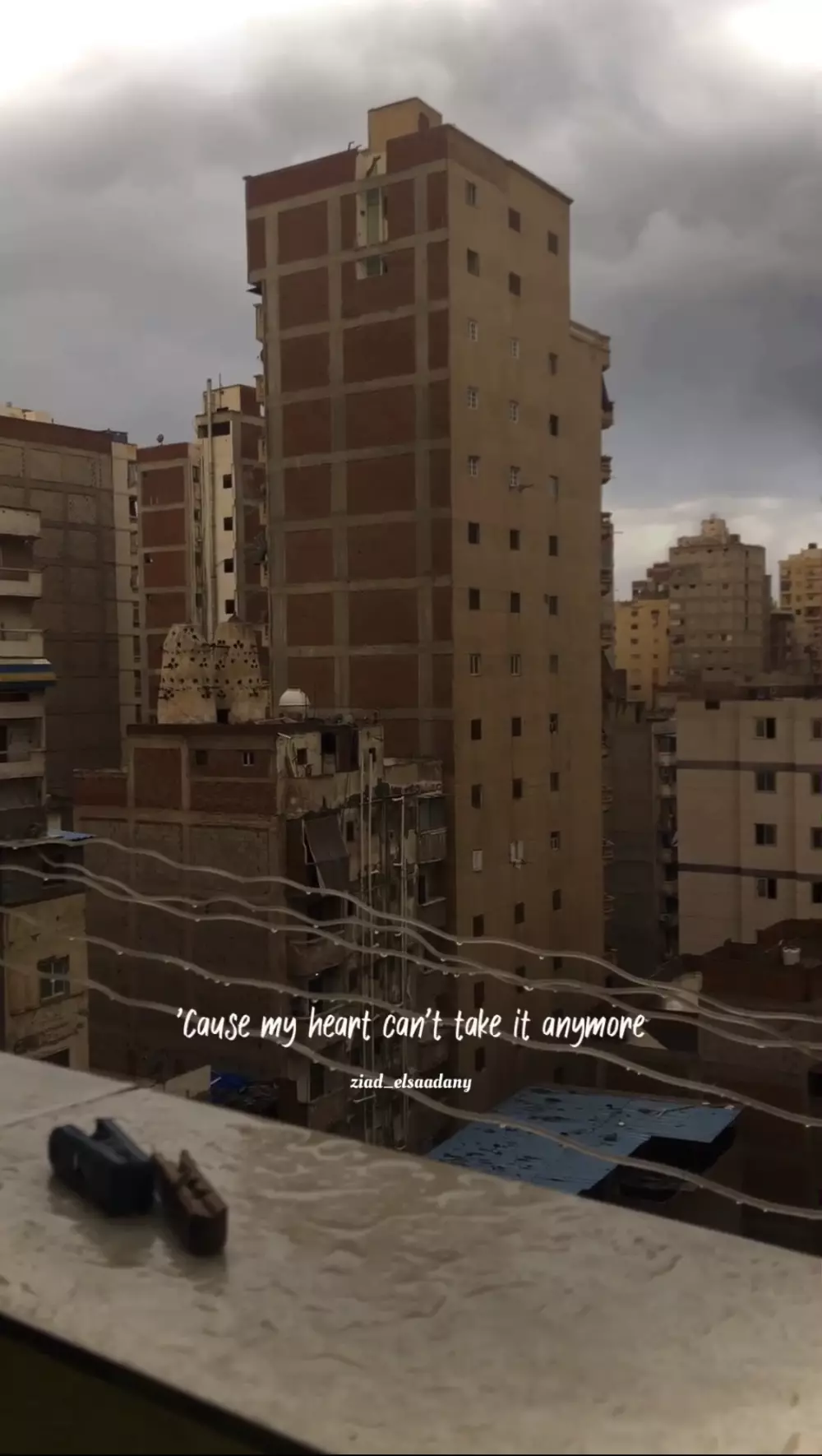 الكتابة علي فيديو موسيقي او صوتي بخطوط و اشكال مختلفة