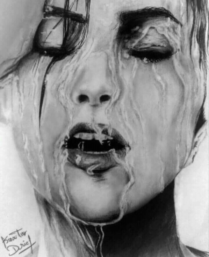 رسم بورتريهات احترافية يدويا بقلم الرصاص