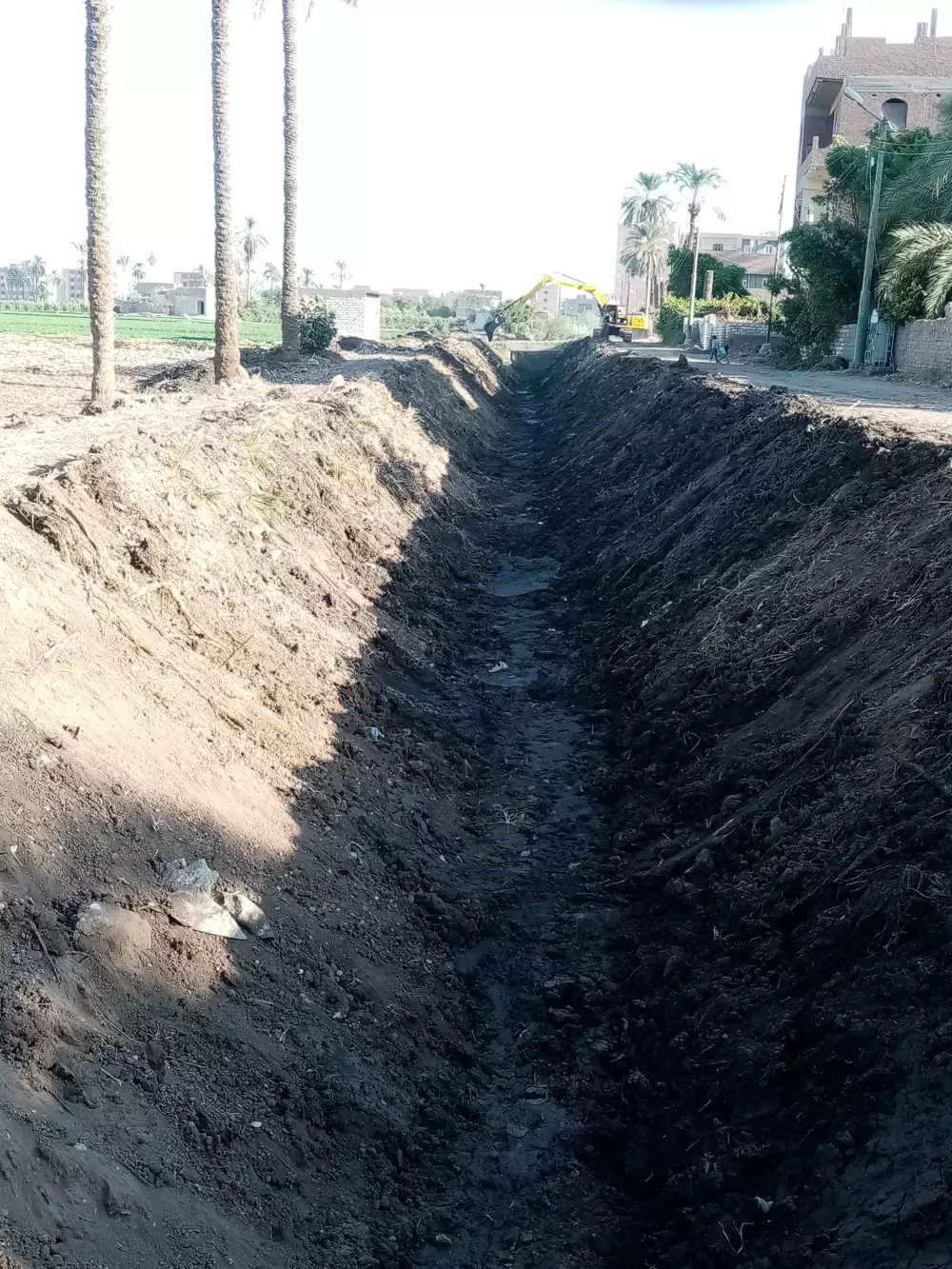 تقديم استشارات ونصائح للمبتدئين في مجال تبطين الترع