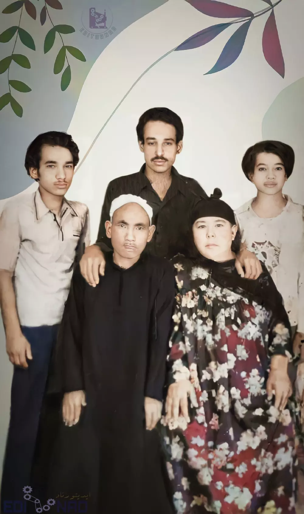 ترميم وإستعادة الصور القديمة وتلوينها