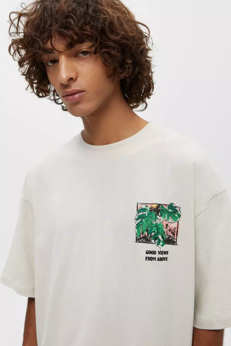 عمل تصميم للتي شيرتات المطبوعه