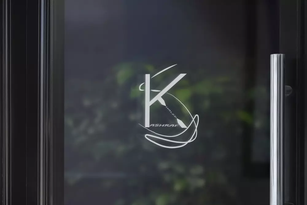 لوجو بالخط العربي