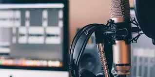 تعليق صوتي باللهجه الخليجيه العاميه اوىالفصحى