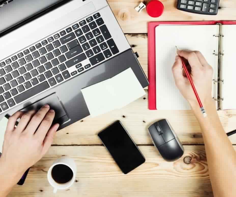 كاتب محتوى، مصحح لغوي، تلخيص الكتب، التفريغ الصوتي، إعادة الصياغة