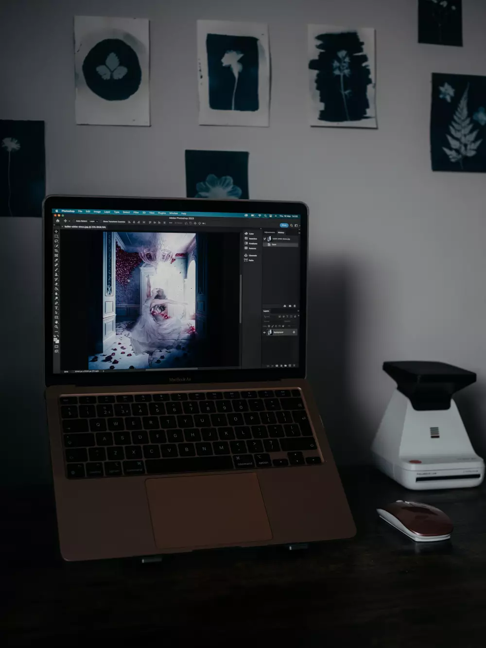 المساعدة في حل تكاليف البرمجة والتصميم