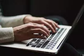 كتابة مقالات متنوعة في كافة المجالات متوفقة مع قواعدseo