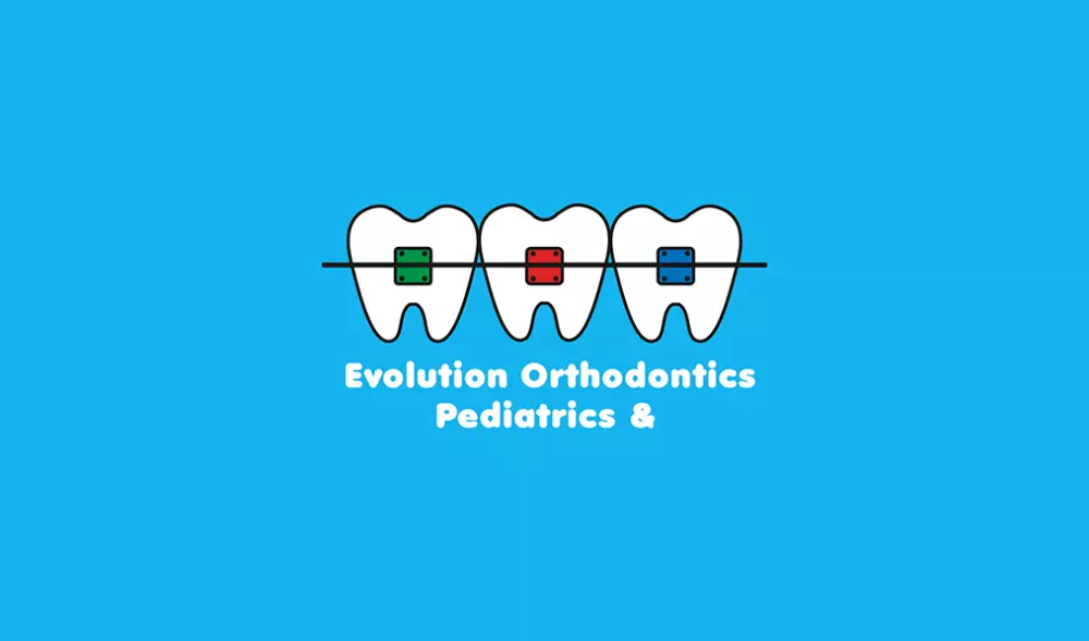 تصميم لوجو احترافي وبدقة عالية