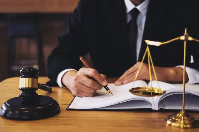 دعم و استشارات قانونية و كتابة ابحاث فى القانون