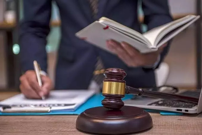 المستشار القانونى للرد ع جميع الاسئله القانونية