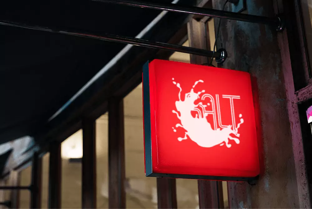 عمل Mockup لاي تصميم بشكل احترافي