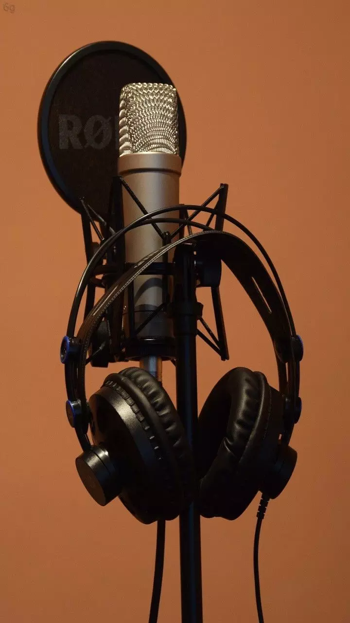 معلق صوتي خبرة 5 سنوات فصحى وعامي