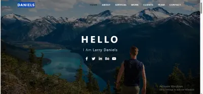 تصميم وتنفيذ موقع Portfolio شخصي احترافي