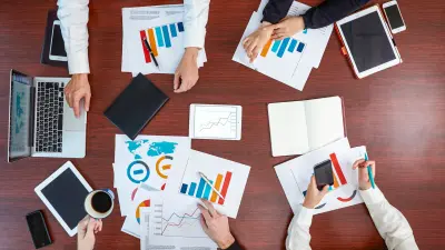 صورة العمل تصميم تقارير استراتيجية ولوحات تحكم للمديرين والتنفيذيين بـ Power BI