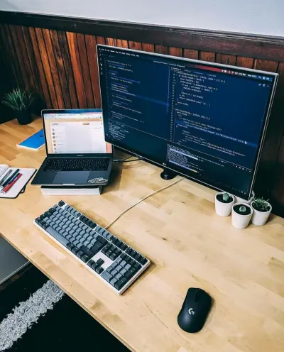 تصميم وتطوير مواقع ويب احترافية باستخدام React و Next.js