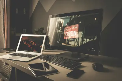 فحص واجهة موقعك (UI) واكتشاف أخطاء التنسيق .